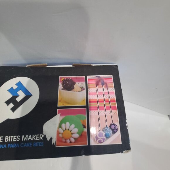 Holstein Housewares mini cake bites maker, Maquina para bites maker HM-09104U. - Picture 3 of 16